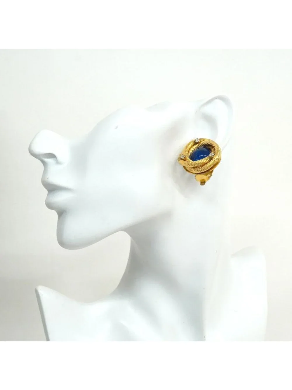 Chanel Earrings Vintage Round Circle Gold Plated Rhinestone Gripoix Blue